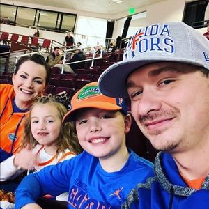 Meet your Posher, Jenifer